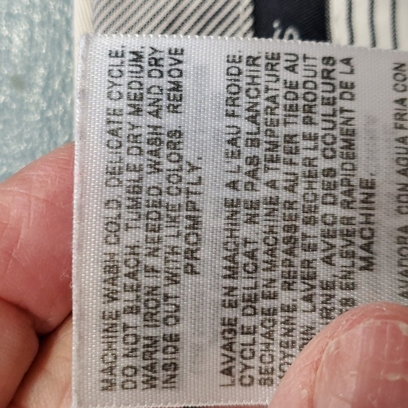 DOCKERS KHAKI SLACKS, Size 34 X 30, pleated front. Side pockets 2 button pockets - Picture 7 of 11